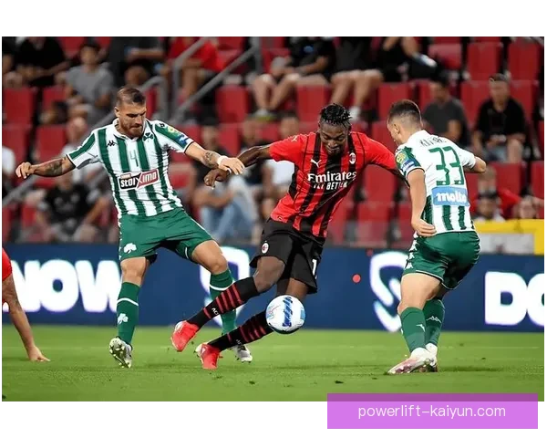 阿贾克斯边路进攻火力全开，球队状态回暖持续发力，成绩稳步提升。