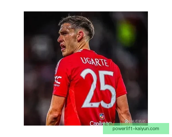 马丁内斯在英超的表现逐渐适应，助力球队状态回暖。