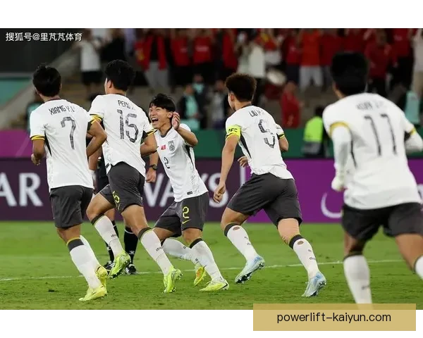 塞维利亚青训实力持续提升，培养年轻球员表现稳健引发关注