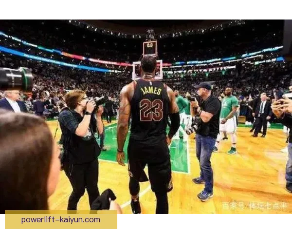 热刺中场近期表现稳健，攻防转换效率持续提升